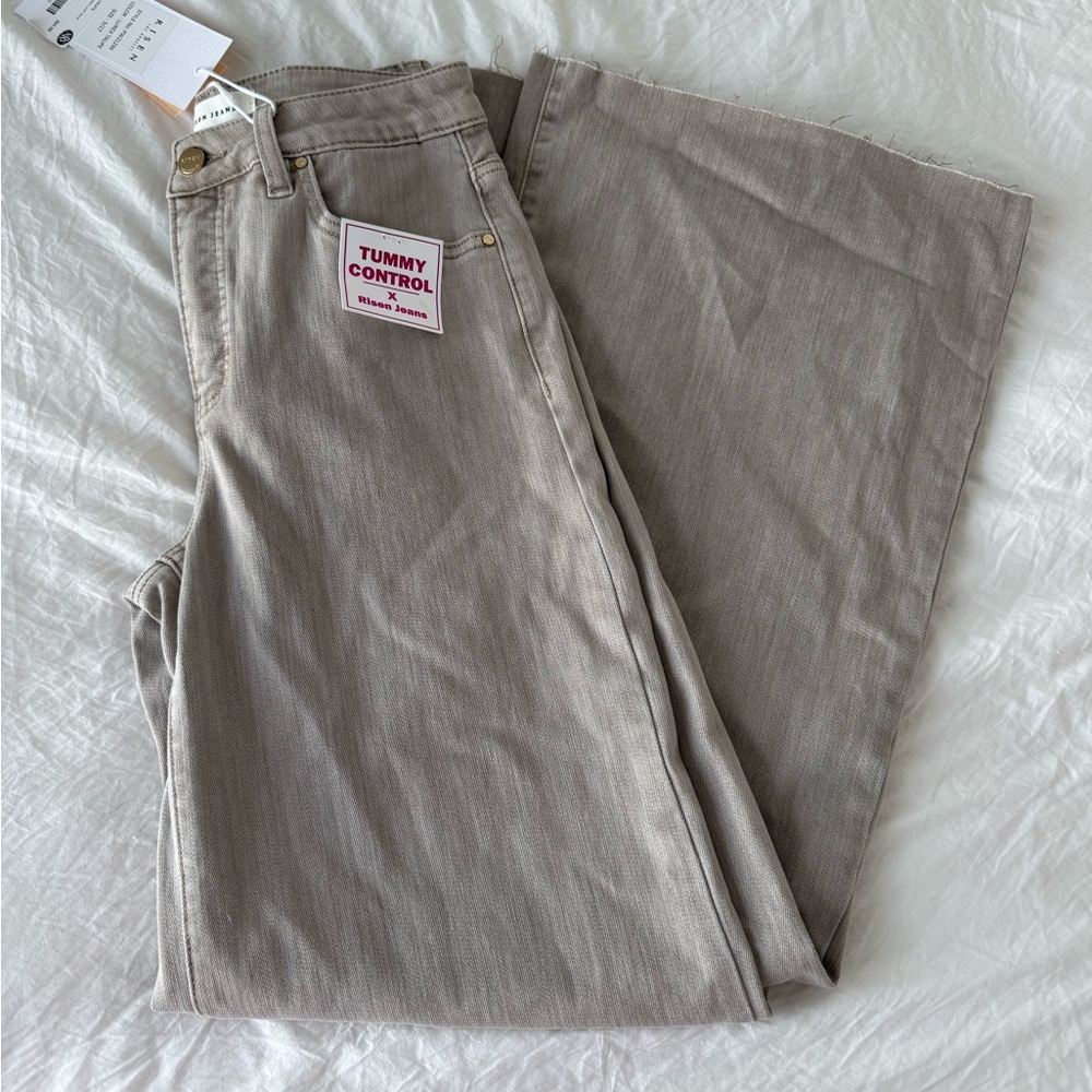 Risen Women’s Wide Leg Jeans in Taupe